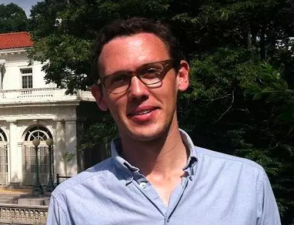 On his blog Broken Sidewalk, Branden Klayko pushed Louisville to become a more walkable city.