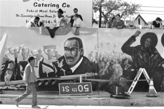 Murals commemorating Black struggles along Crenshaw Blvd. Sahra Sulaiman/Streetsblog L.A.