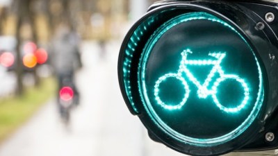 Green bicycle traffic signal