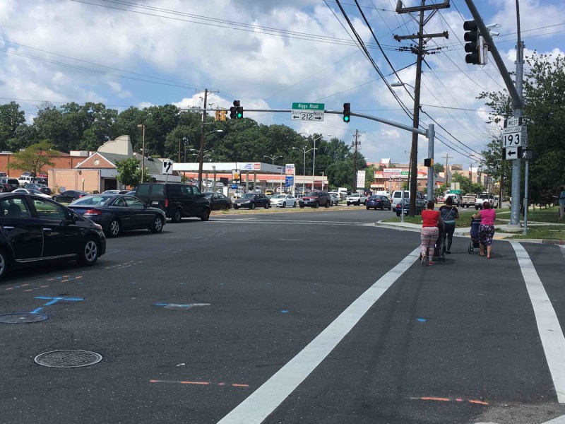 How “Distracted Walking” Hype Puts Pedestrians at Risk