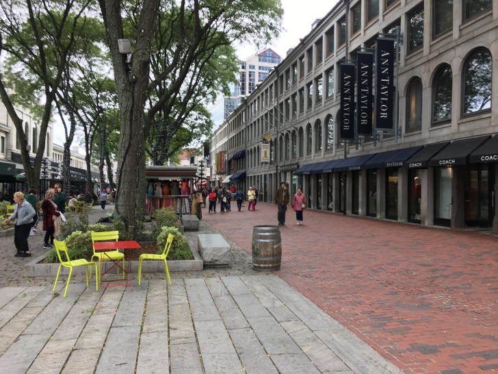 Footloose: Walkable Neighborhoods Attracting Investments While Burbs Die