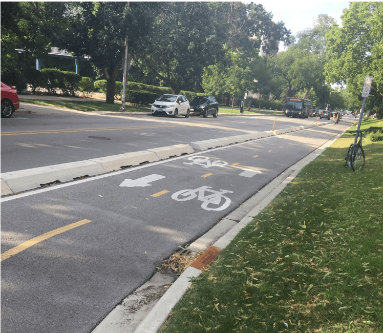In Praise of the Concrete-Protected Bike Lanes in Evanston, Illinois