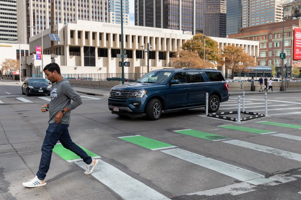 Video: New 15th Street ‘Corner Wedges’ Slow Drivers When They Turn Onto Bike Lane