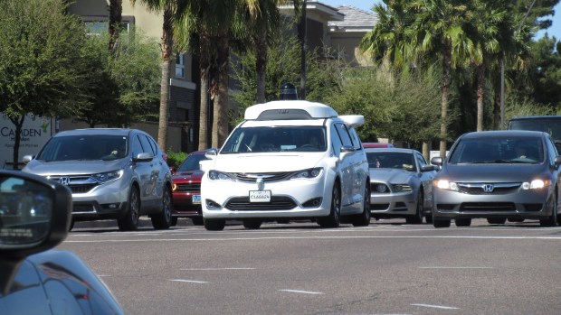 Robot Cars of the Future Can’t Fix Traffic, Pollution, Sprawl