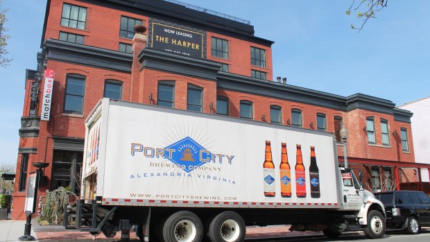 Garçon! D.C. Requires Curb Reservations for Deliveries